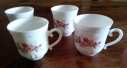 ARCOPAL FRANCE Coffee Tea CUPS Milk Glass Set Of 4 Apple Blossoms FLORAL Vtg