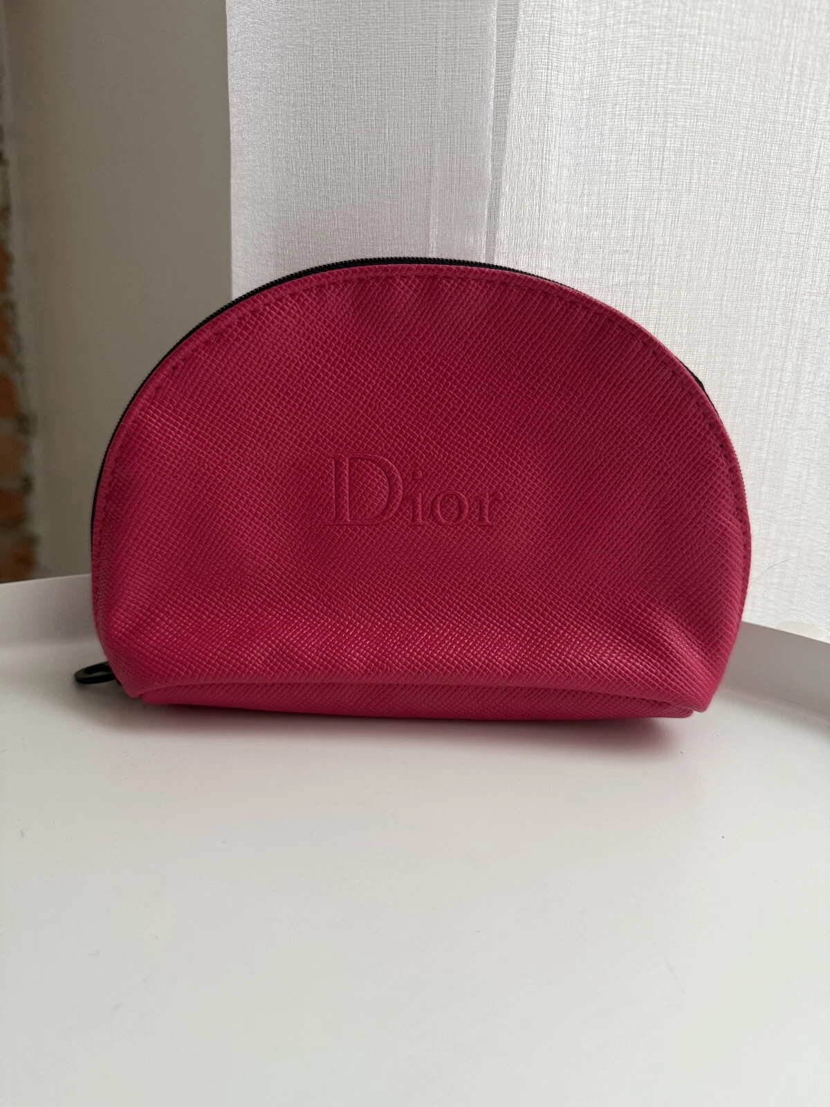 Jolie trousse de beauté Rose Fuchsia Demis Lune Dior Neuve