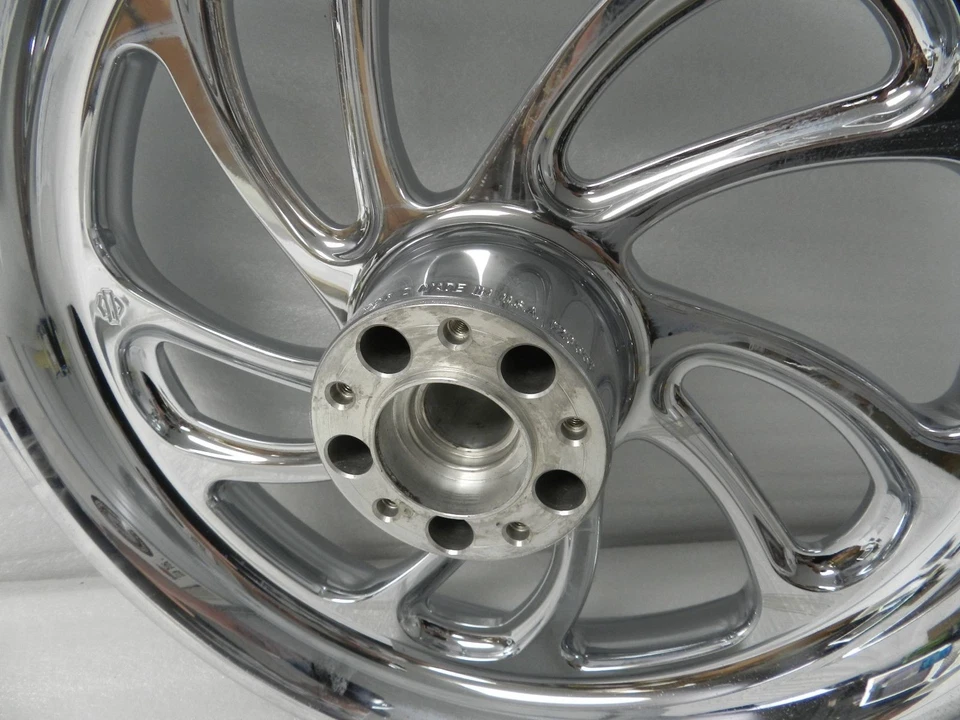 42191-07 NUEVO OEM 2007 Y NUEVO HARLEY-DAVIDSON SOFTAIL BLADE RUEDA DELANTERA CROMADA Foto 4 de 4