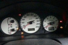 Compteur Mazda PREMACY