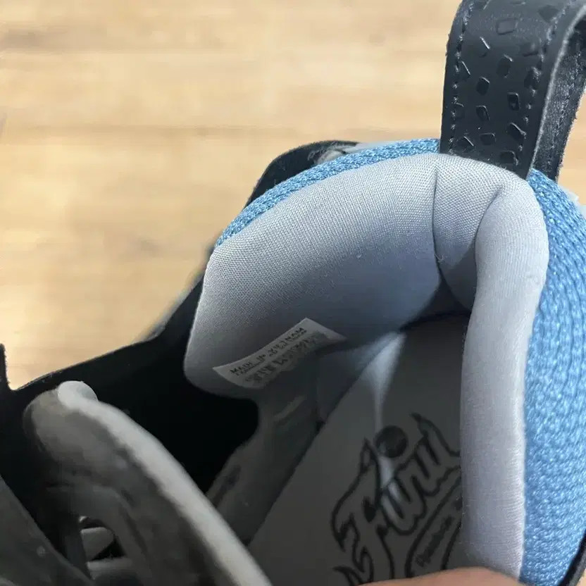 Reebok Fury 270 Sneakers Lightly Used thumbnail 2