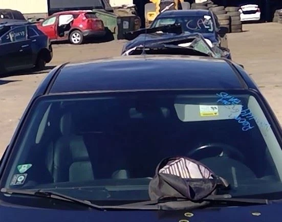 2005 Mazda 3 Front Driver Left LH Door Trim Panel in BR9 Black Foto 3 de 4