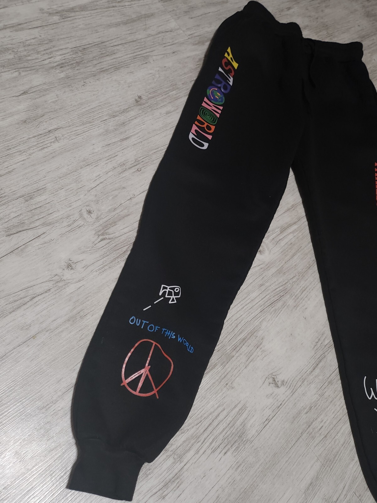 Travis Scott Astroworld "Wish You Were Here" Thrills and Chills Joggers Size S image 4