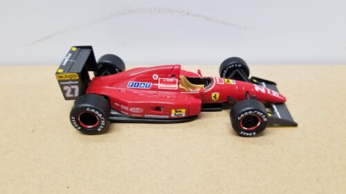 1/43 Hot Wheels Elite Ferrari F1-92 1992 - SF18/92 - Picture 2 of 8