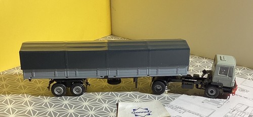 Conrad MAN Lkw mit Sattelauflieger in Maßstab 1:50 mit OVP.