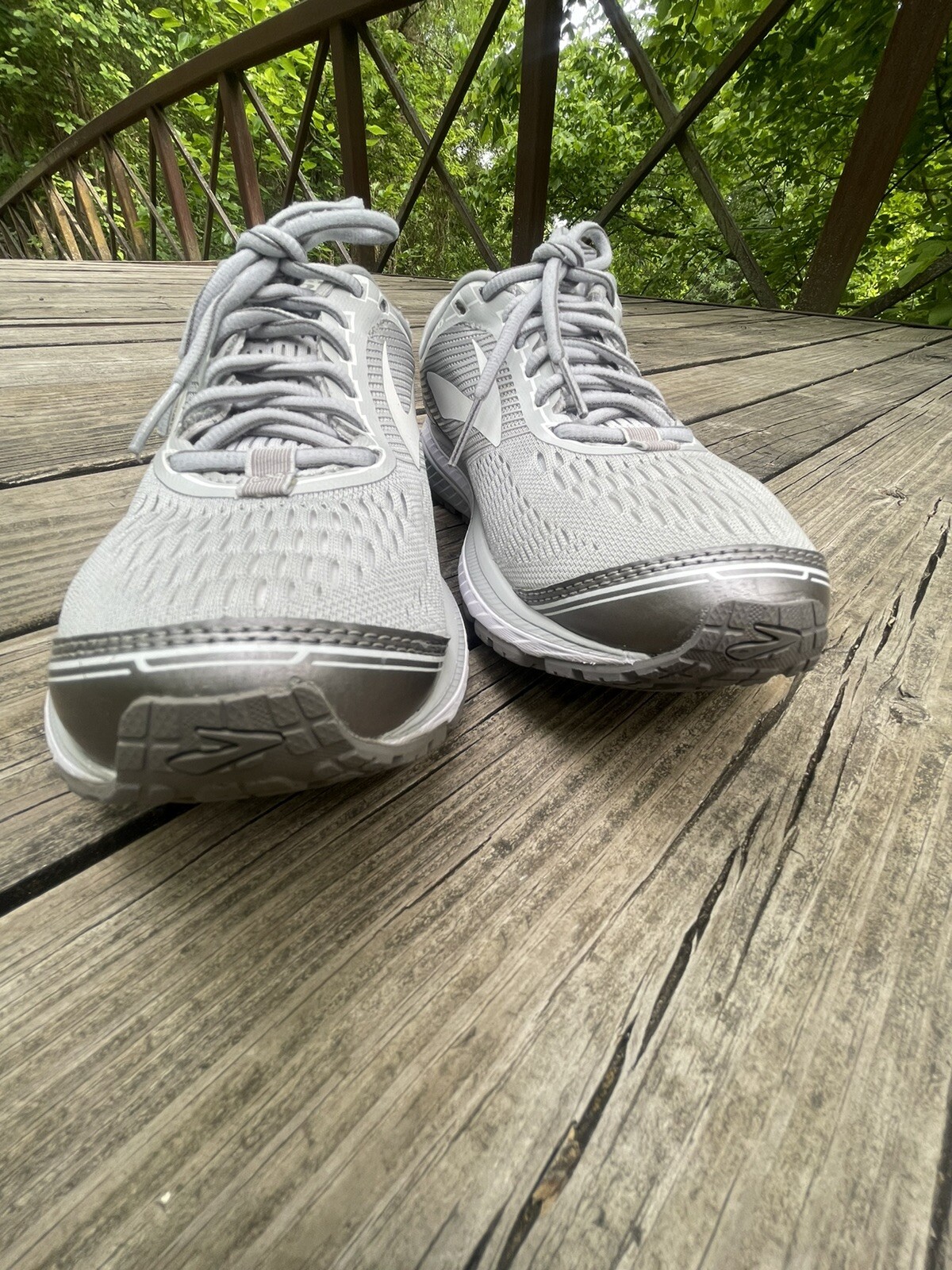 Brooks Womens Ghost 10 Gem