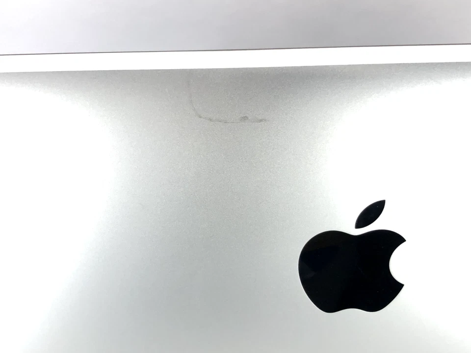 Grade A - Apple Cinema Display A1316 27" LED Backlit 2560x1440 QHD 16:9 Monitor - Image 3 of 4