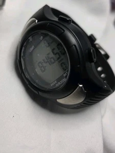 Surveillance de fréquence cardiaque Medline Montres Pedomètre Stopwatch Activité Tracker Horloge H8