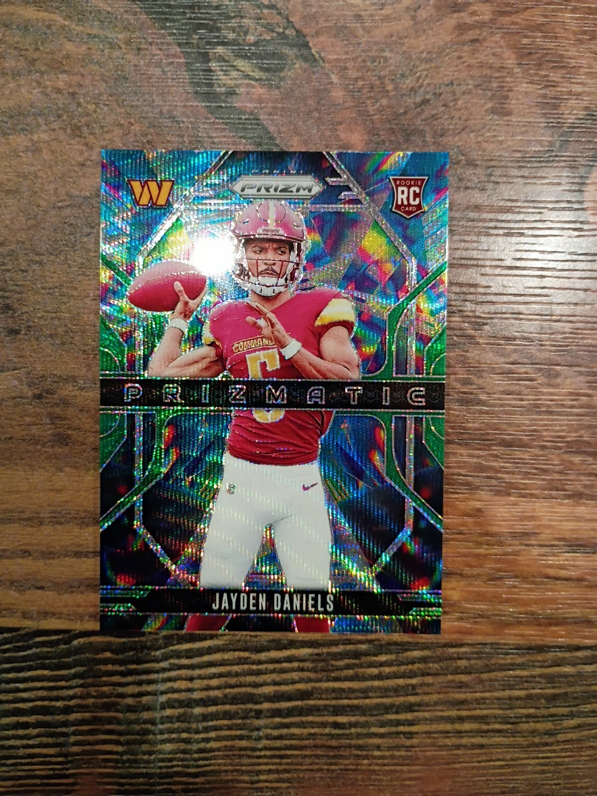 2024 Panini Prizm - Prizmatic Jayden Daniels #3 No Huddle Prizm (RC)