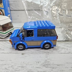 LEGO City Van And Caravan 60117 Set 2016 Car Trailer Minifigs Incomplete Read