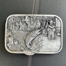 Vintage 1982 Siskiyou Fly / Bass Fishing Metal Belt Buckle M-10 Oregon, USA