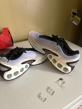 Nike Men s Low Top Lace-Up Athletic Sneakers ...