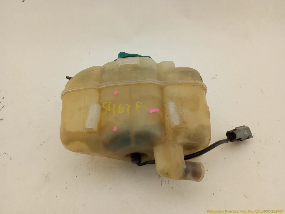 Volvo XC70 V70 Engine Coolant Storage Reservoir Tank Fits 2001-2007 01 02 03 04 - Image 3 of 4