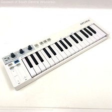 Arturia KeyStep - 32-Key Controller & Sequenc...