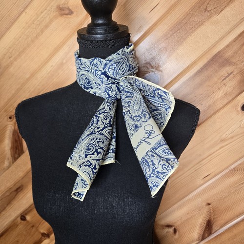 Vtg Schiaparelli Saks Fifth Avenue Signed Silk Neck Scarf Blue Ivory Paisley - Picture 2 of 6