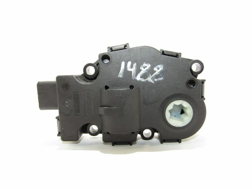 BMW E E90 929888G Stellmotor Klima Heizung heater flap actuator