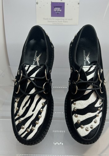 Fashion Only Women’s New Black Zebra Lace Up Suede Style Shoes Size UK 8 - Picture 4 of 8