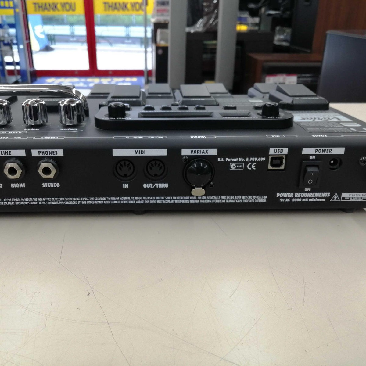 LINE6 POD XT LIVE (純正アダプター付) Line6 アンプシミュレーターPOD Xt Live中古()売却済みです