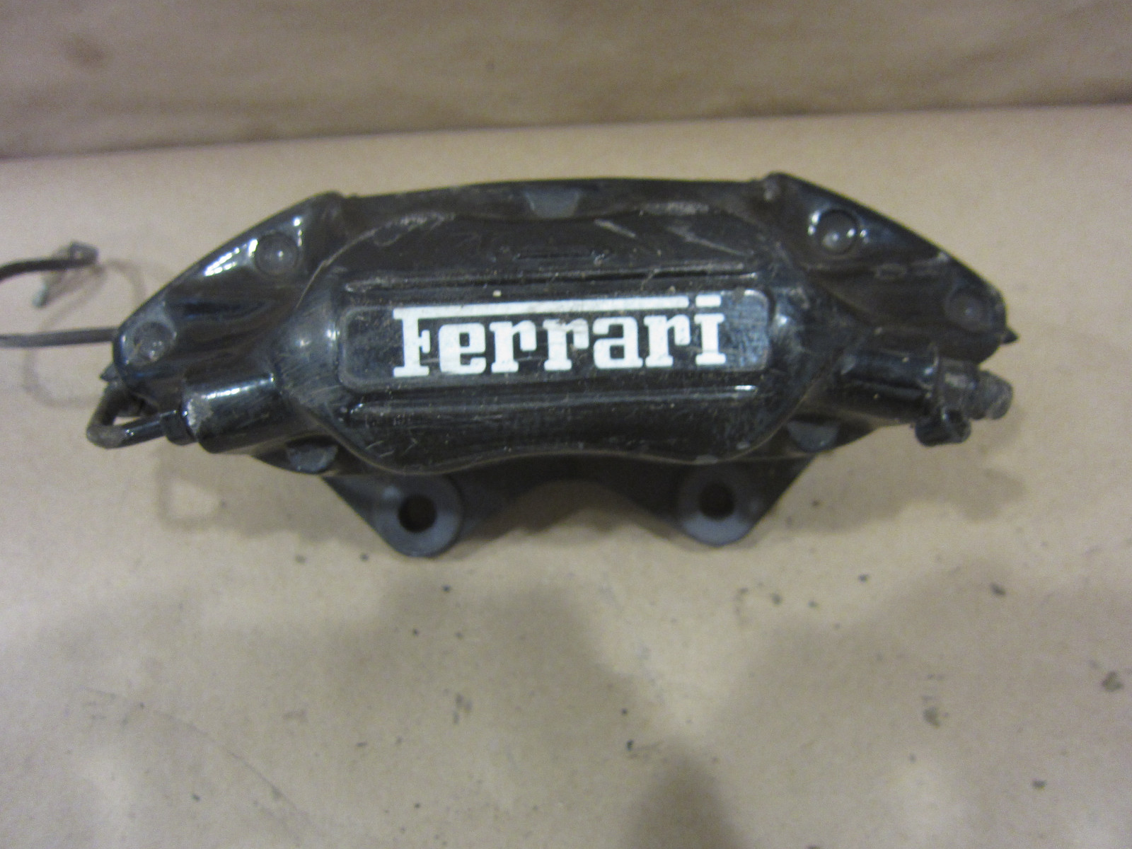 Ferrari 355 2.7,5.2 - RH Front Brake Caliper - P/N 169825