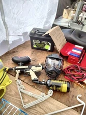 Tippmann T141001 Paintball Gun - Beige/Black W/ mask barrel bag and extra pods