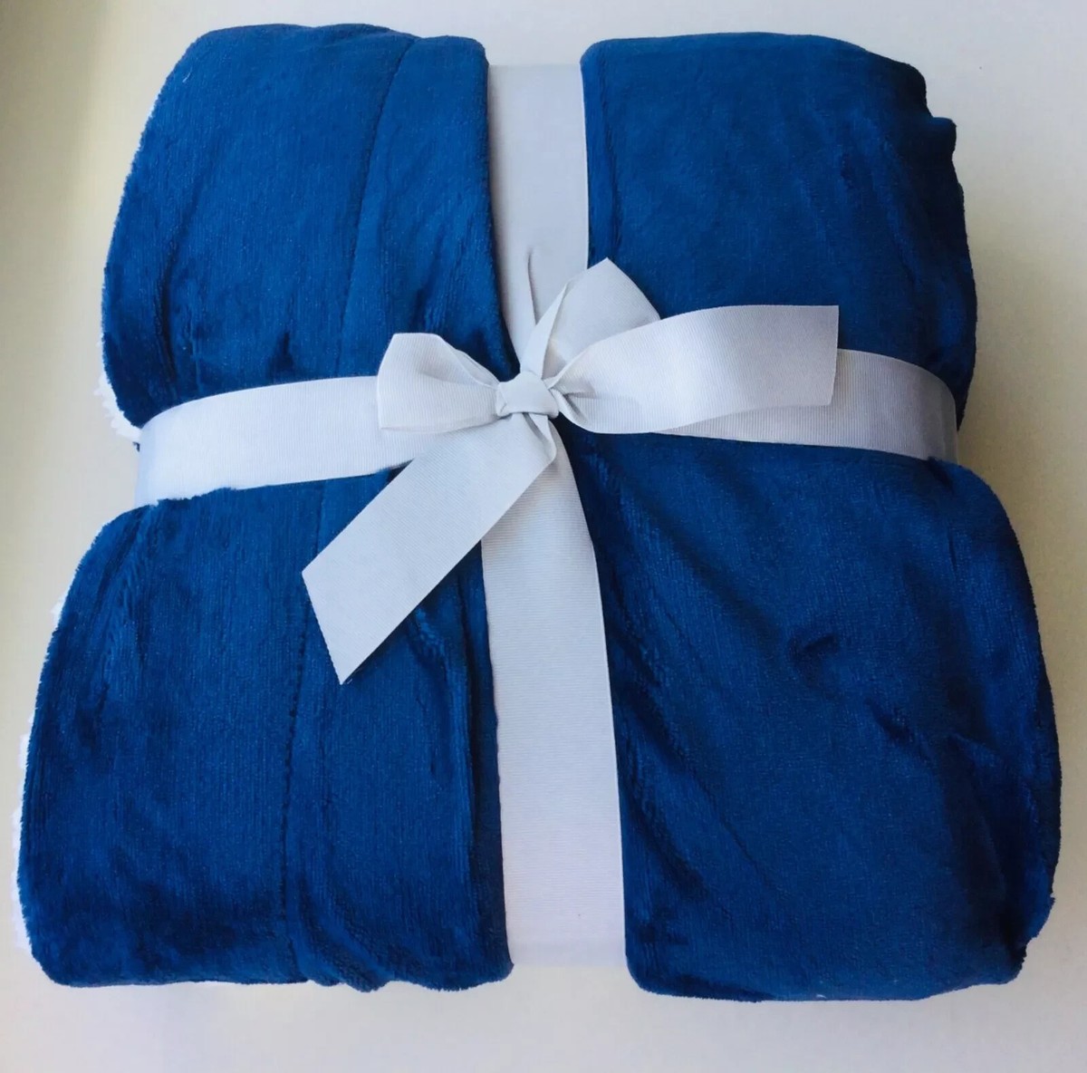 Oliver Ruben Sherpa Fleece Throw Blanket for Bed or Sofa Navy Blue