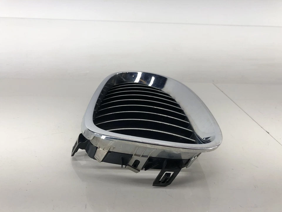 06-07 BMW 530XI E60 PARRILLA RADIADOR DELANTERO IZQUIERDO LADO CONDUCTOR OEM Foto 3 de 4