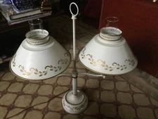 Vintage metal Tole table Lamp double shade Cream BEAUTY!!