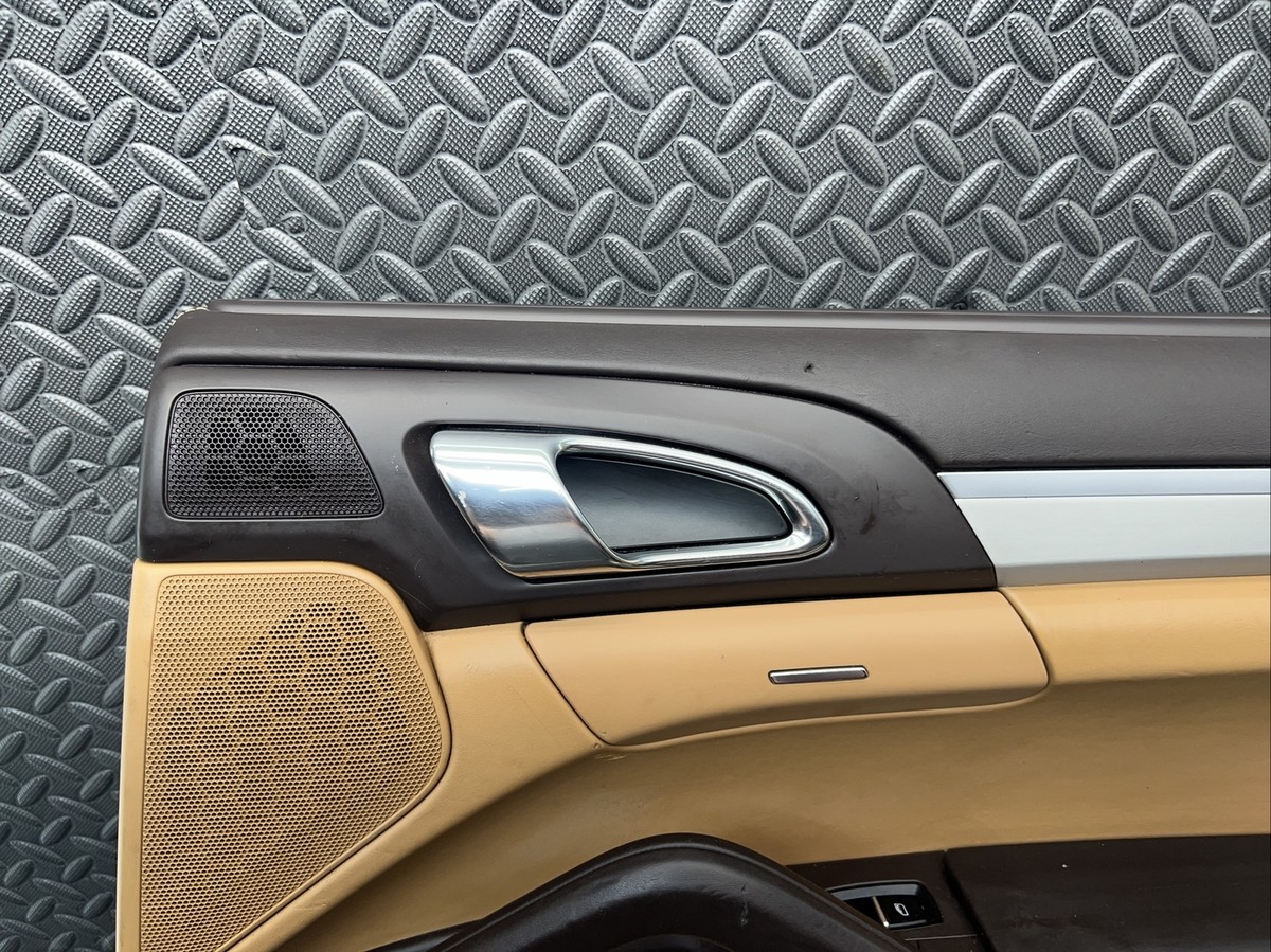 OEM 2011-2018 PORSCHE CAYENNE RIGHT REAR DOOR PANEL VB ESPRESSO