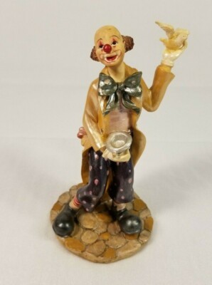 Herco Gift Professional Clown Hattrick With Dove 7'' Hand Painted Figurine VTG
