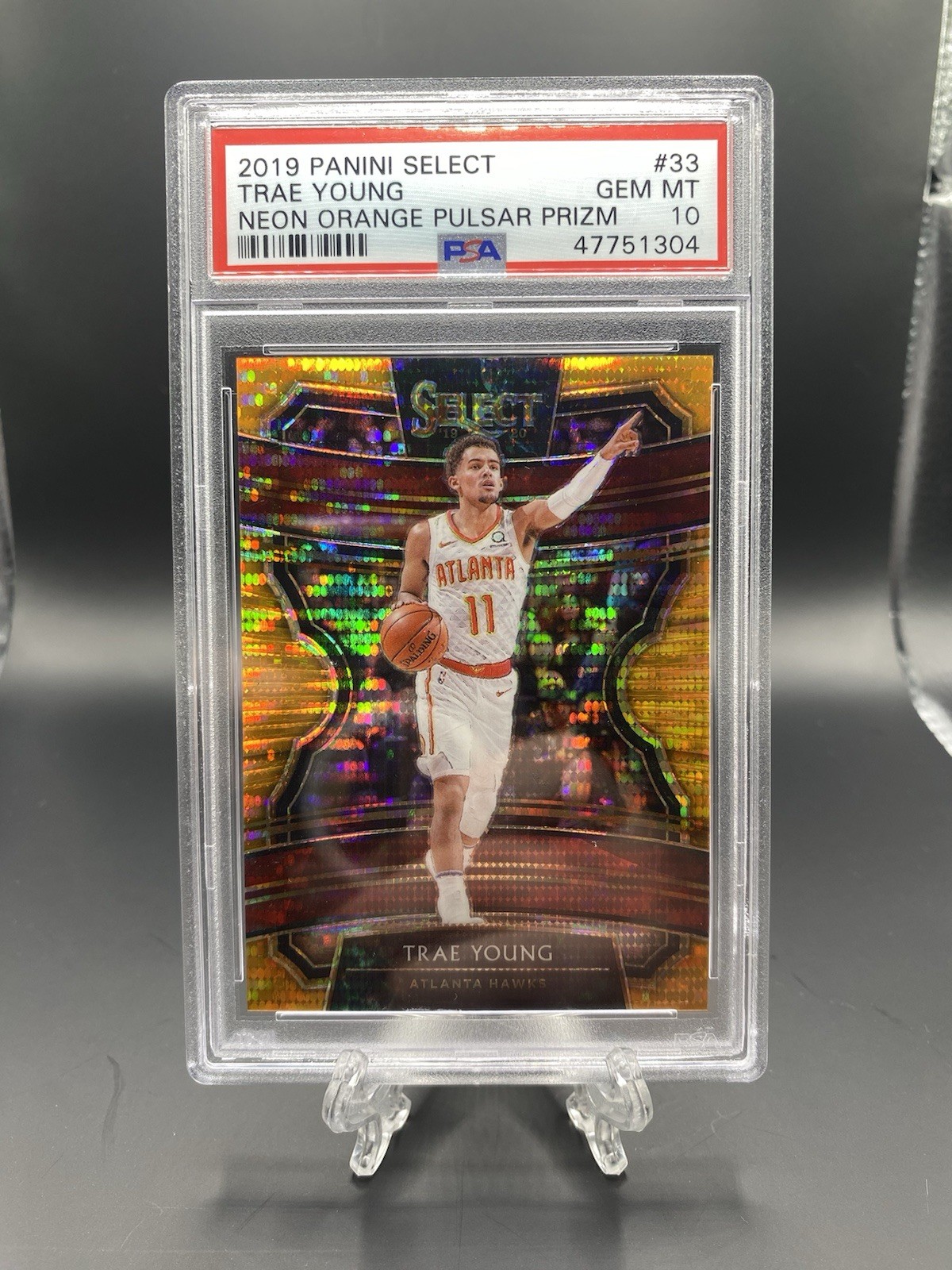 Trae Young 2019-20 Panini Select Neon Orange Pulsar Prizm /13 #33 PSA 10 SP