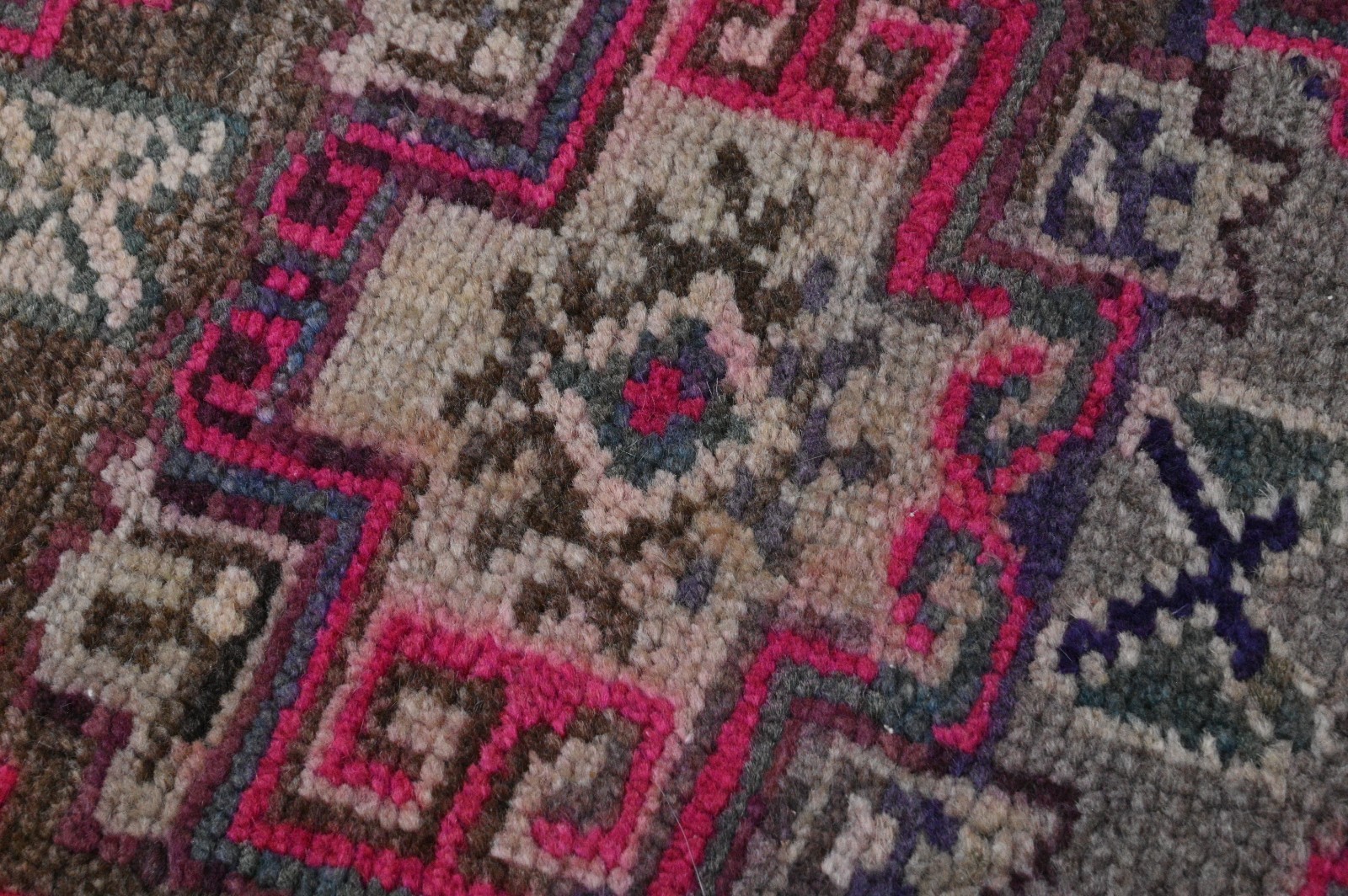 Picture 4 of 9