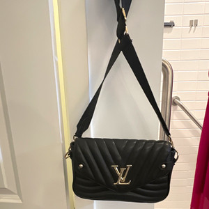 Louis Vuitton New Wave Chain Bag | eBay