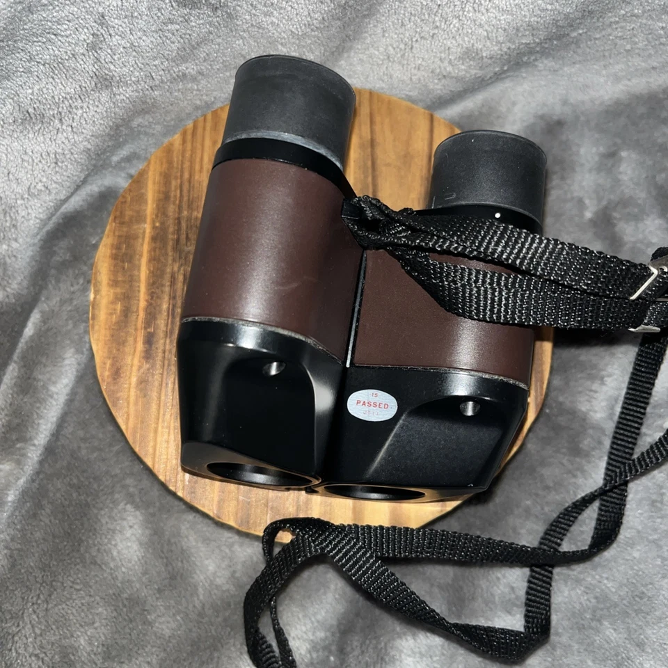 Compact MINOLTA  10 X 25 / 6.3 Degrees Folding BINOCULARS - EXCELLENT Condition! - Image 2 of 4