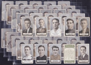 Gallaher FAMOUS FOOTBALLERS (GREEN BACK) 1925 Set Of 100 Fair Condition