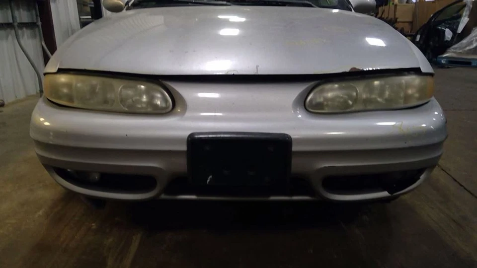 Driver Front Spindle/Knuckle VIN N 4th Digit Classic Fits 97-05 MALIBU 4162664 Foto 2 de 4