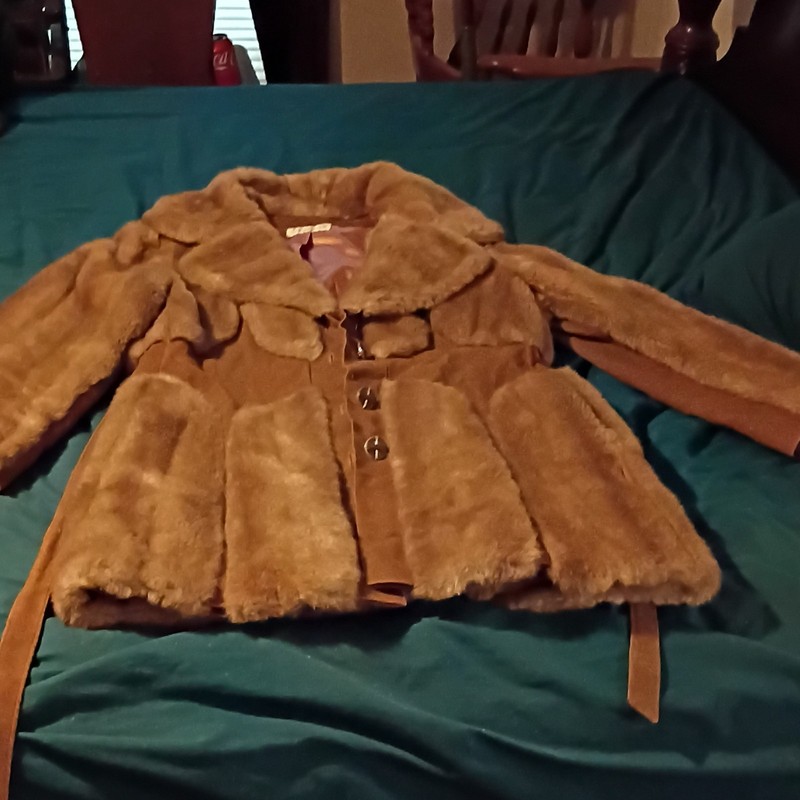 Evelyn's Brown Faux Fur Belted Button Collared Short Jacket Women's L