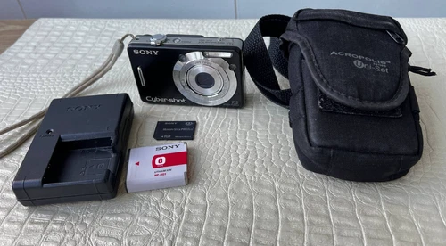 Sony Cyber-shot DSC-W55 7.2MP 3x Optical Zoom Vintage Digital Camera Black