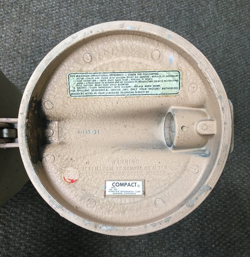 Vintage 1950’s IEC C7 COMPACT House Sweeper Mid Century Modern~Art Deco Design - Picture 4 of 11