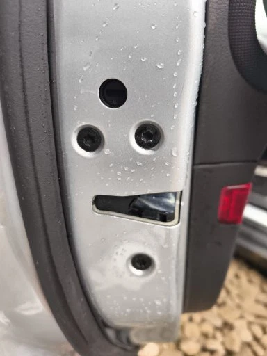 Mecanismo de cerradura de puerta Ford Focus Zetec 2012-2015 (lado del pasajero delantero) Foto 2 de 3