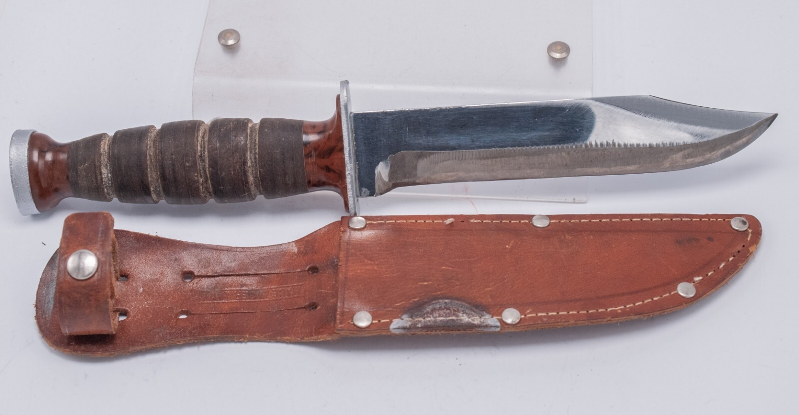 1943 - Ka-Bar Commando WWII Polished Fighting Knife 5.7