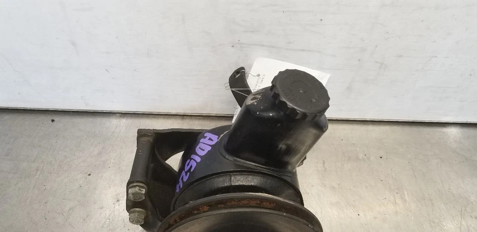 Chevy Corvette C2 1965 bomba de dirección asistida Foto 2 de 4