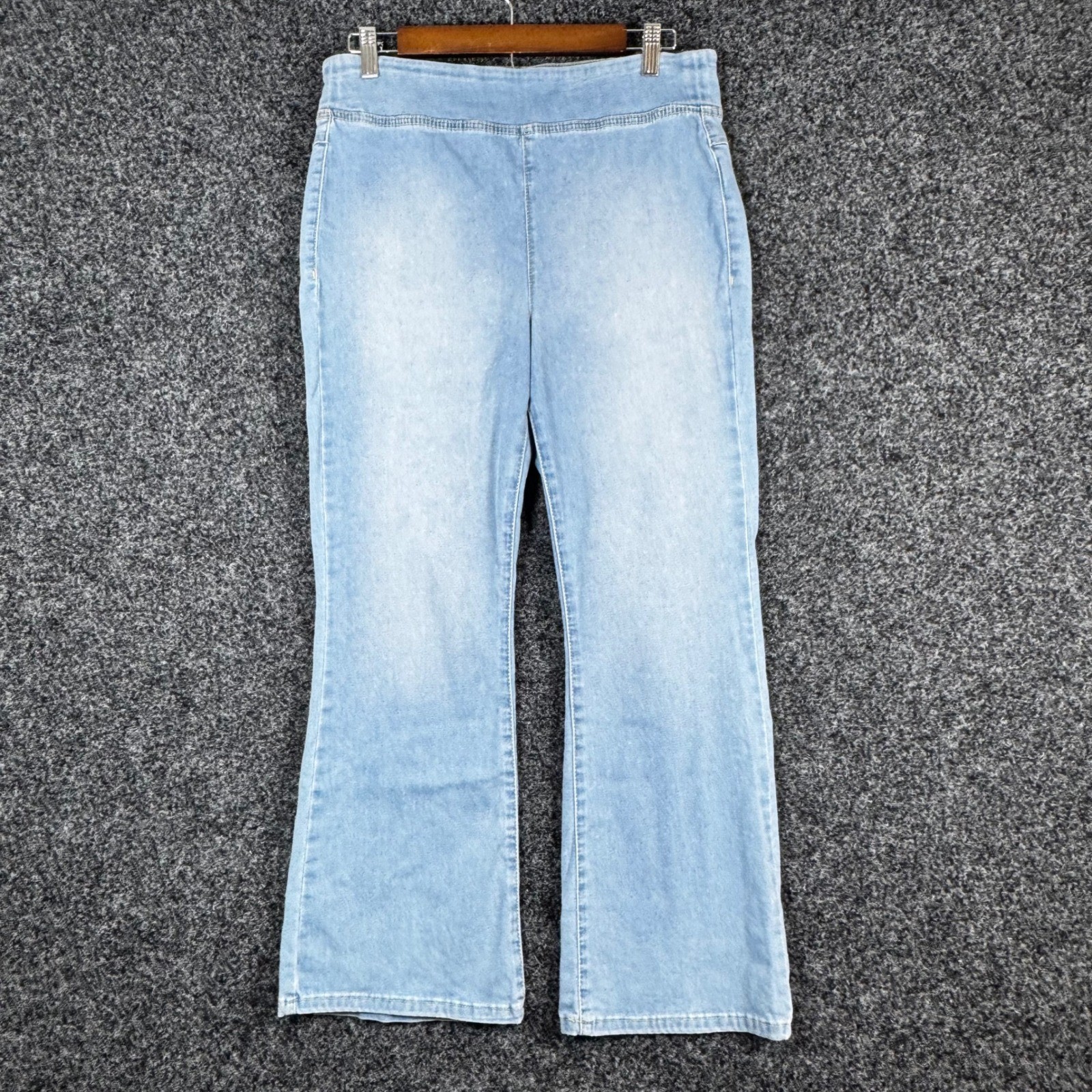 We The Free Free People Light Wash Pull On Flare Jeans Blue Size M High Rise