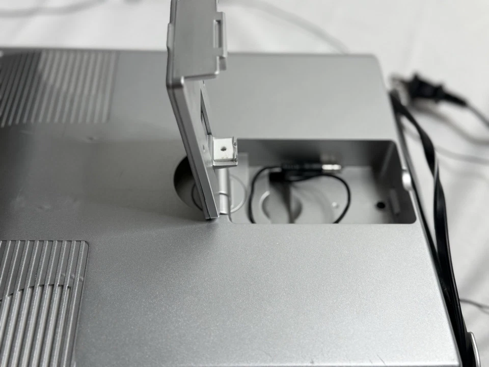 GPX MP3- Under Cabinet CD/Radio KC232S CD Player Kitchen Radio Clock Tested - Image 3 of 4