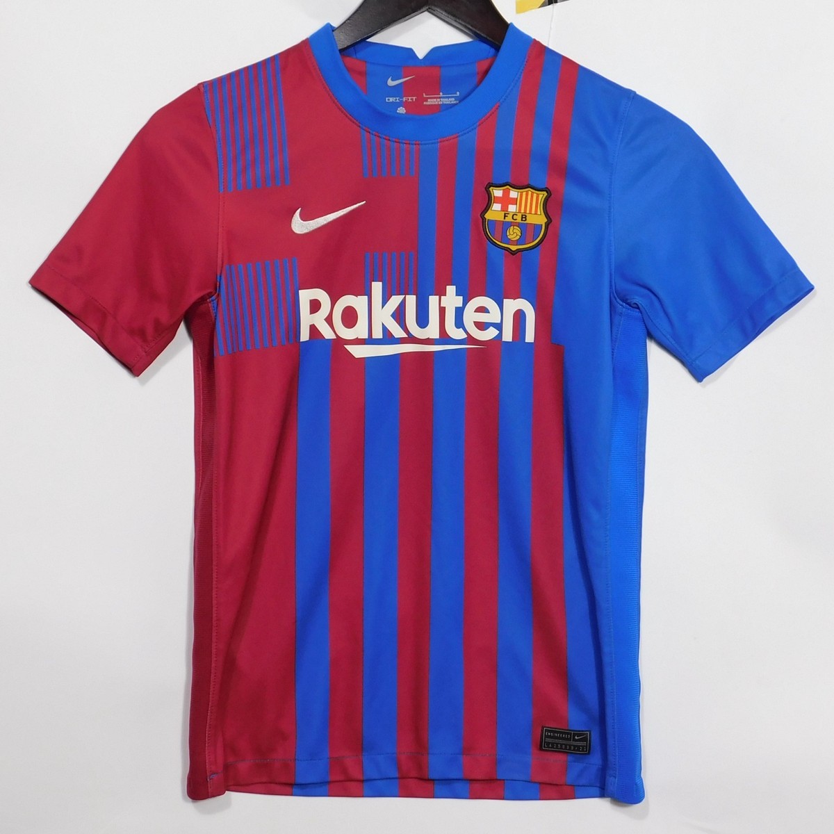 FC Barcelona Nike Dri-FIT ユニフォーム　145-155 2021-2022 FC BARCELONA Nike Dri-Fit Soccer Football Jersey Shirt