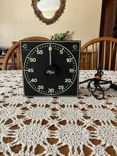 Gralab Photography Darkroom Timer Model 300 Hands and Numbers Glow Tested Works