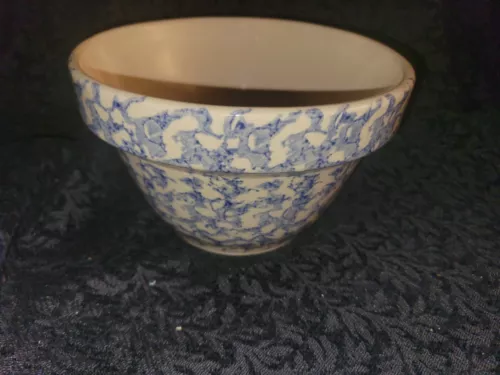 Vintage Roseville Ohio USA Blue Spongeware 7 Bowl RRP Co