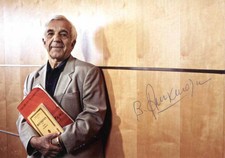 CONDUCTOR Vladimir Ashkenazy autograph, signed photograph