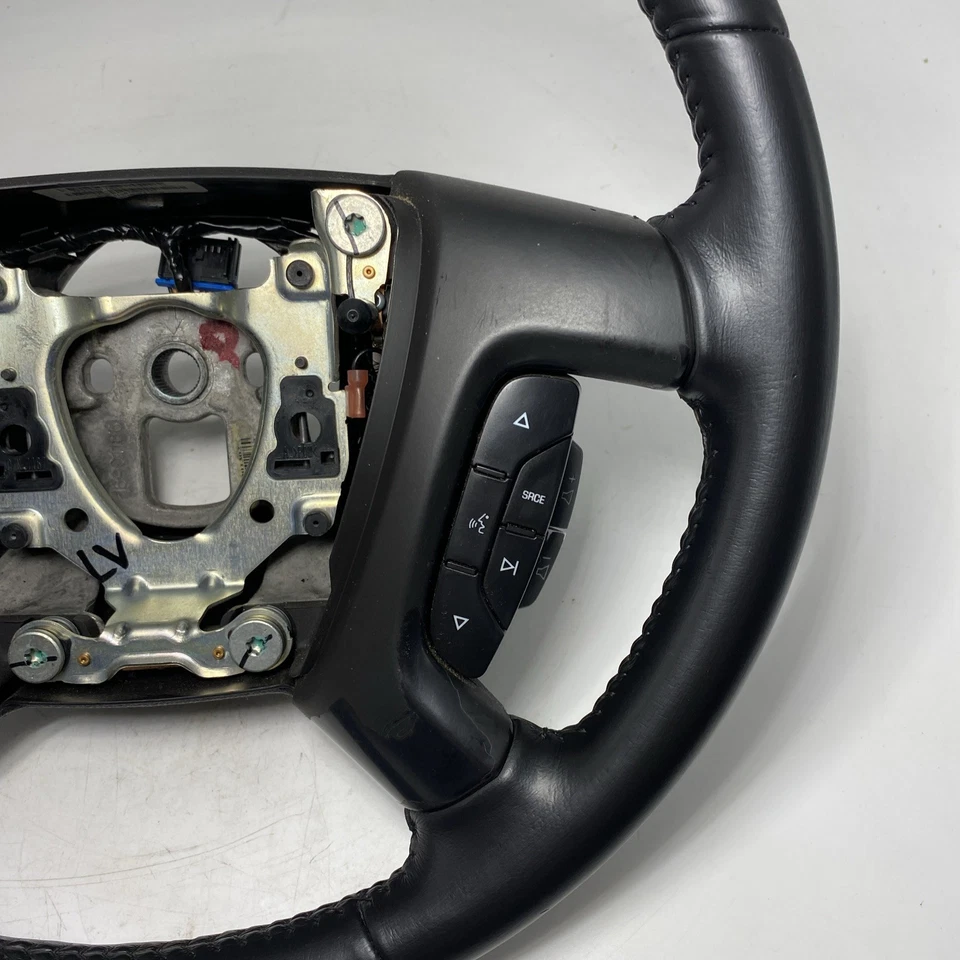 Volante Chevrolet GMC Tahoe Yukon silverado couro ébano preto 07-14 fabricante de equipamento original - Imagem 2 de 4