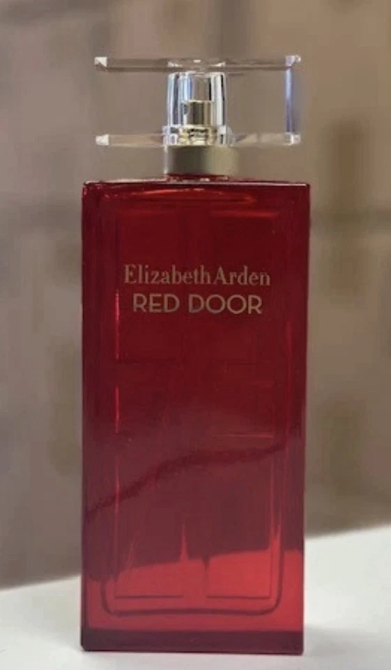 Elizabeth Arden Red Door Eau de Parfum spray 3,3 oz - Imagem 2 de 3