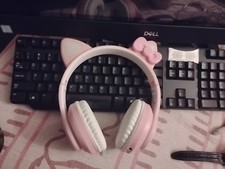 Hello Kitty Bluetooth Headphones